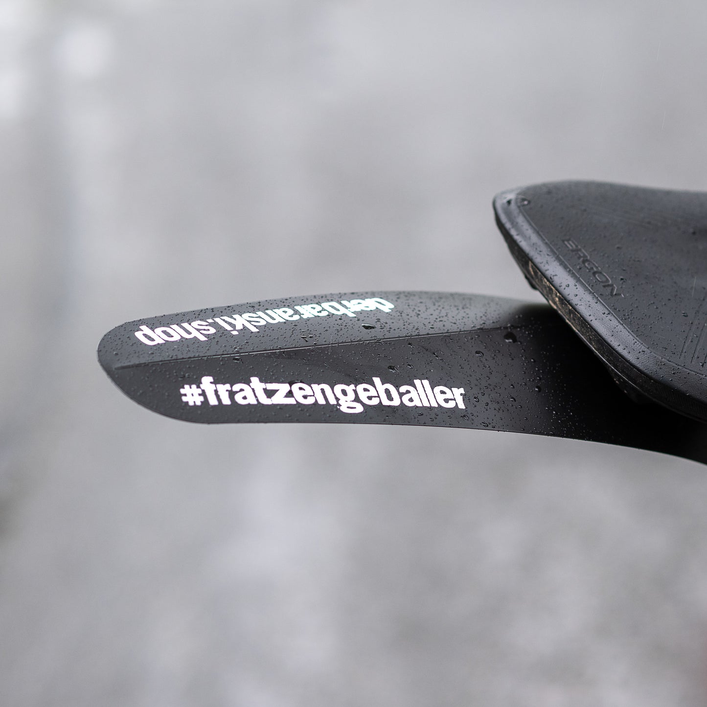 #fratzengeballer Klixie Steckblech