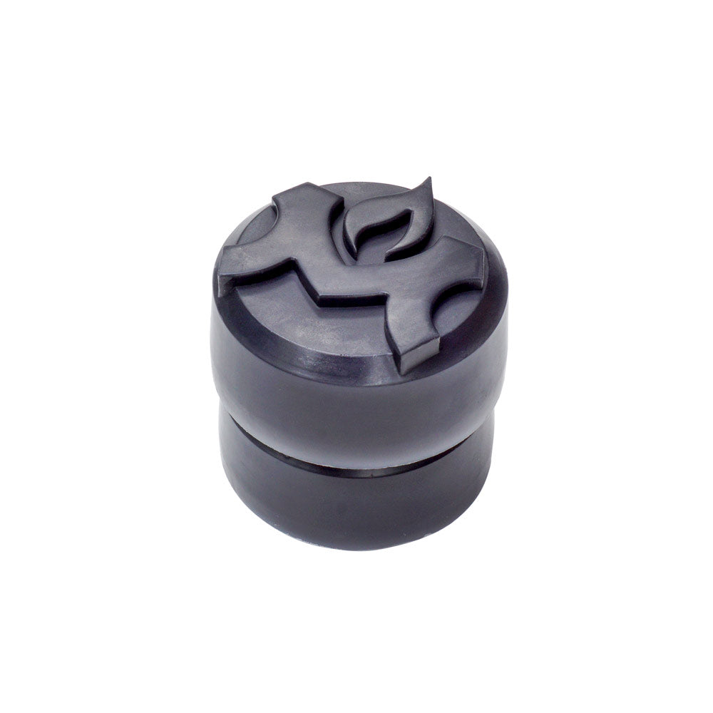 Molten Speed Wax in neuer Rezeptur und als Puck im derbaranski.shop